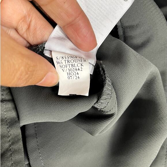 GAP 365 high rise trouser 'soft black' women's plus size 16 - Picture 10 of 13